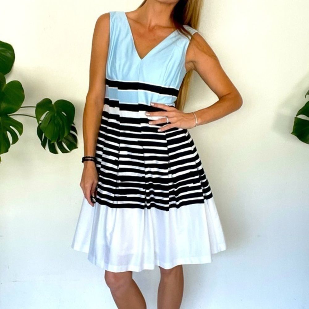 Anne Klein 8 Silk White Black Blue High Waist Line Dress